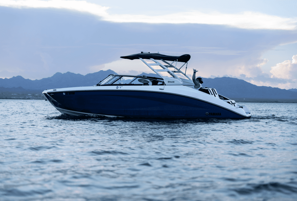 The Ultimate Guide to Renting a Boat: Choosing the Right Vessel for Your Adventure